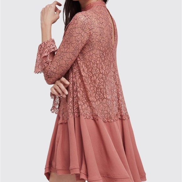 Free People Tell Tale Lace Tunice - Picture 2 of 10